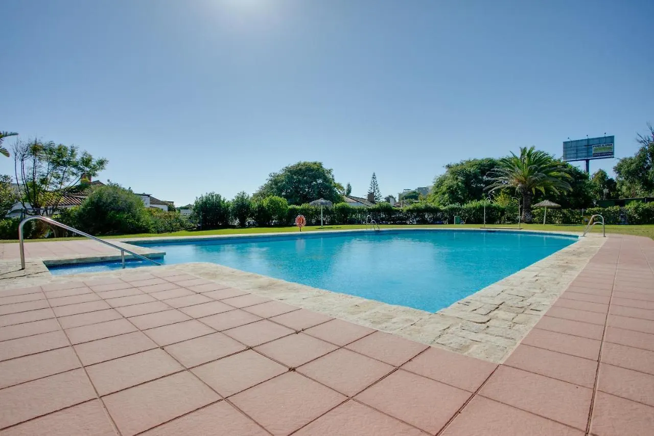 Villa Estefania - Bahia Dorada Estepona