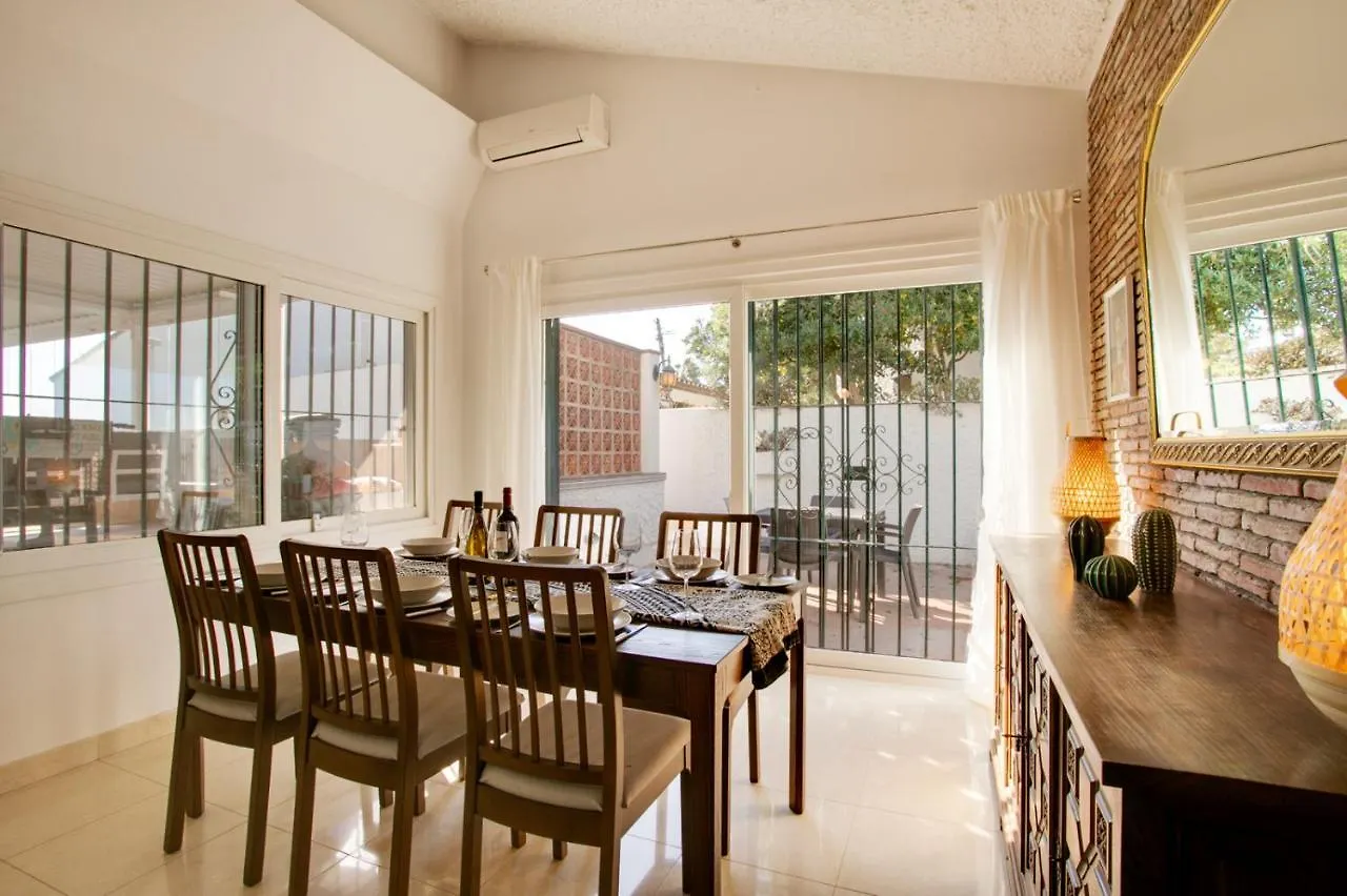 Villa Estefania - Bahia Dorada Estepona
